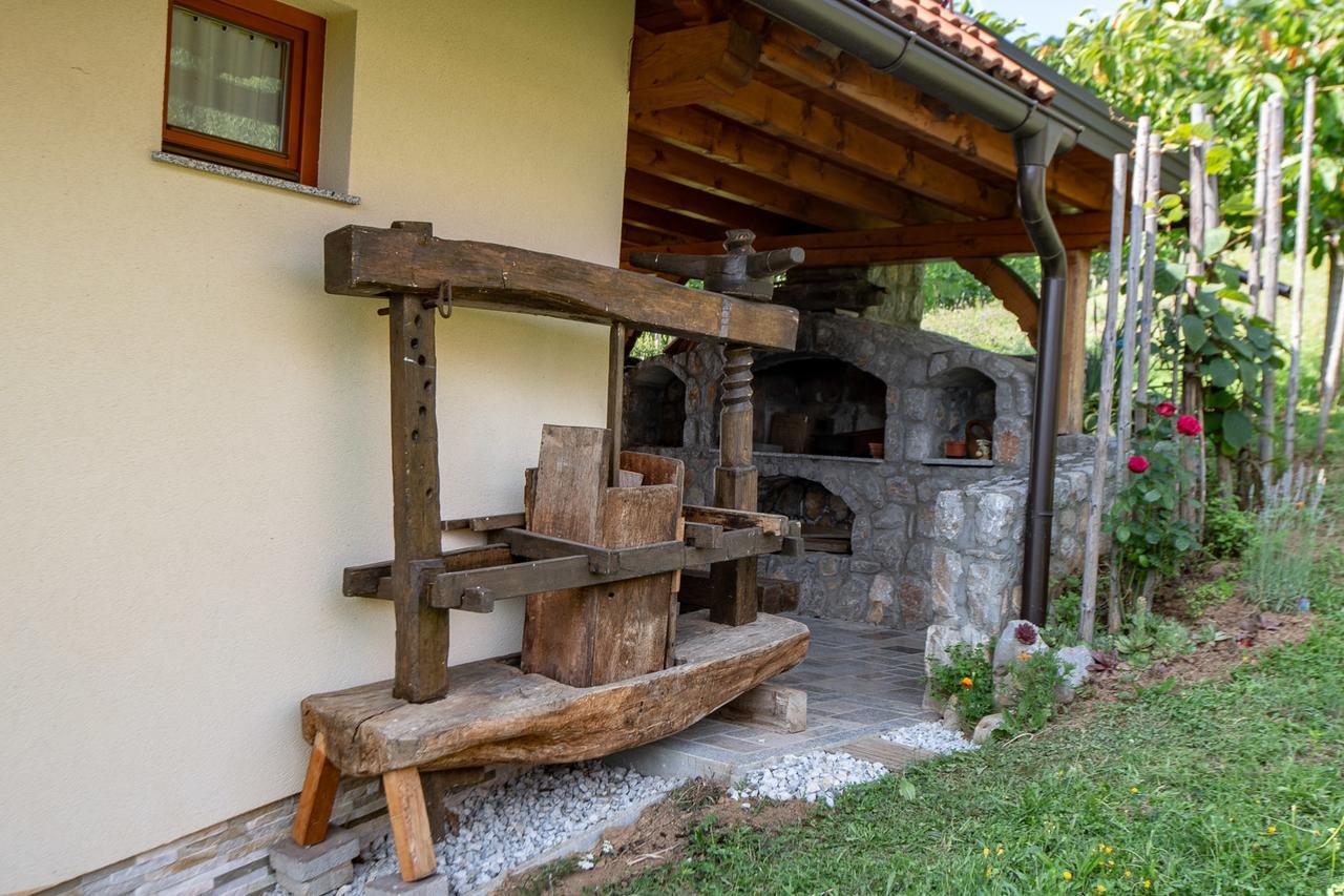 Vineyard Cottage Pod Piramido Dobrnic Екстериор снимка